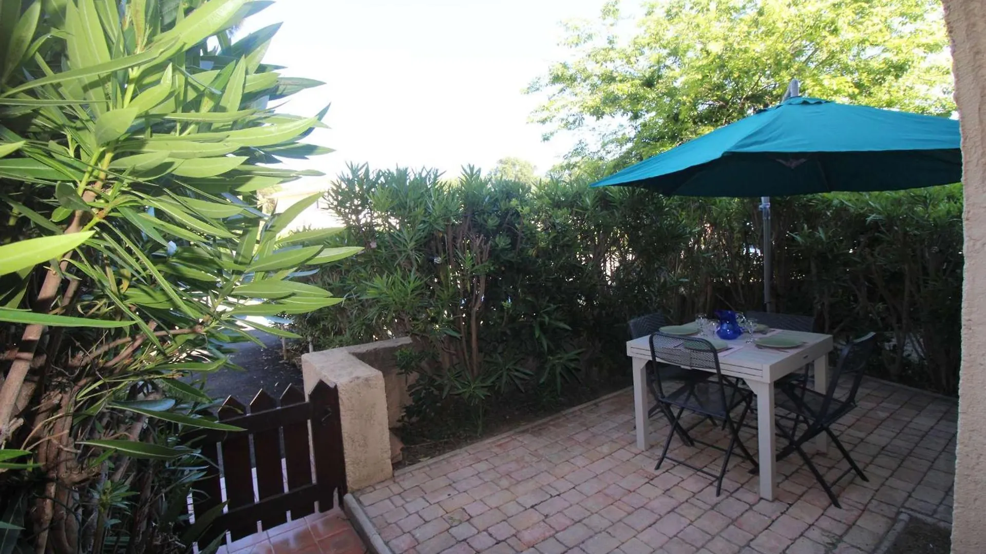 Gasjoly - Golfe De St-Tropez Studio Avec Cabine Climatise Pour 4 Personnes Gassin